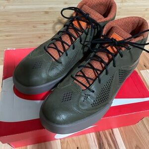Nike Men's Olive Green LeBron x NSW lifestyle